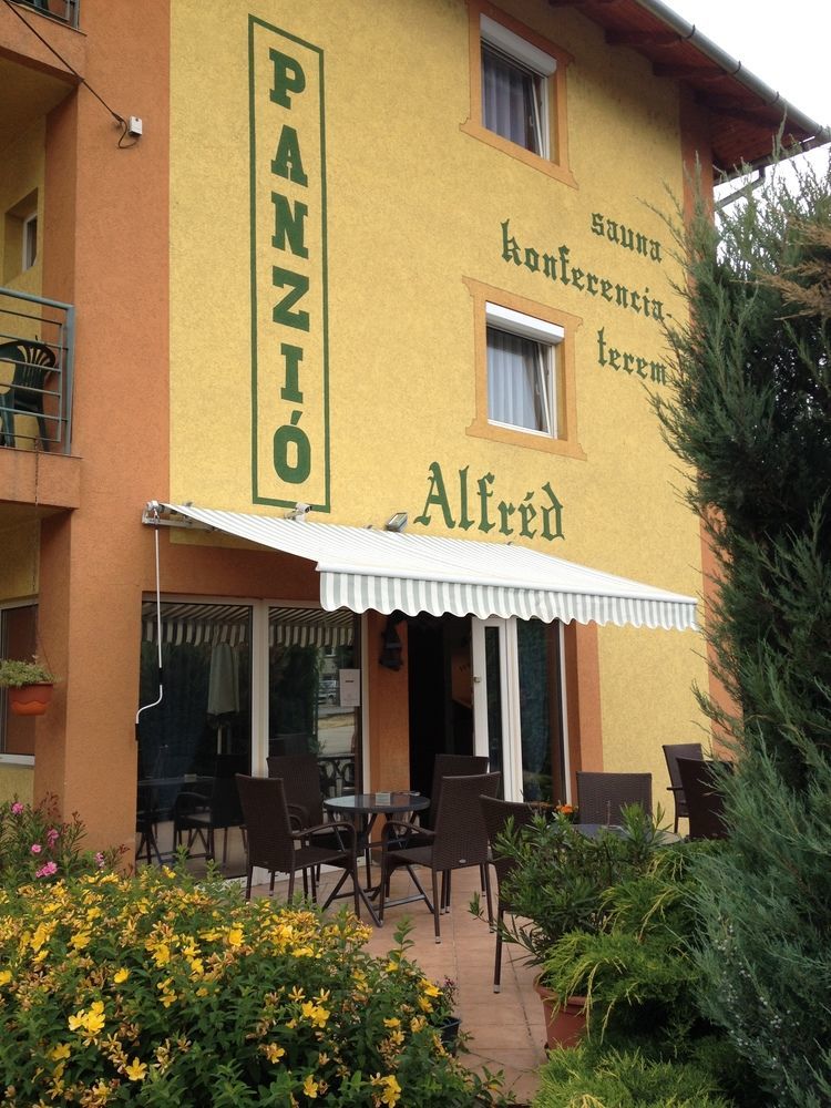 مبيت وإفطار بودابست Alfred Panzio المظهر الخارجي الصورة